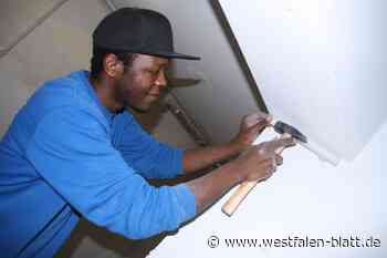 Ab Ende Februar sollen im Adient-Gebäude mehr als 80 Menschen wohnen können