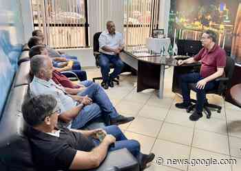 Valdecir Alcantara reúne agricultores e secretário de agricultura - Câmara Municipal de Cascavel