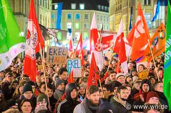 5000 Menschen demonstrieren gegen AfD-Neujahrsempfang
