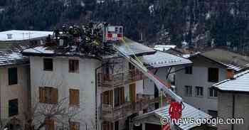 Fornace, fiamme nel tetto di un'abitazione: in salvo coppia di coniugi - l'Adige
