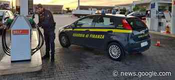 Prezzi della benzina, operazione anti frode nei distributori della ... - LaVoce