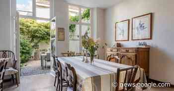 BINNENKIJKEN in prachtig herenhuis in hartje Gent, te koop voor ... - Het Laatste Nieuws