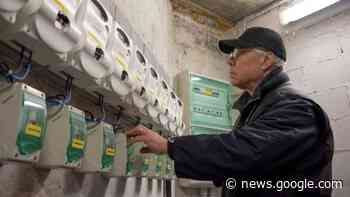 Bollette da capogiro, a Rho si scatena la protesta - IL GIORNO