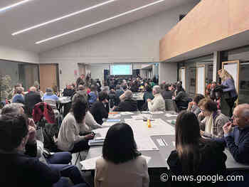 Prima riunione plenaria degli eletti per le consulte dei quartieri ... - Modena 2000