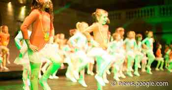 Dance Duplex viert 15de verjaardag met knalfeest | Aartselaar | hln.be - Het Laatste Nieuws