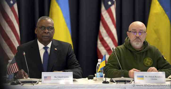 Ucraina, la Germania frena sull’invio di Leopard: “Non c’è una posizione unitaria, bisogna avere la giusta cautela”