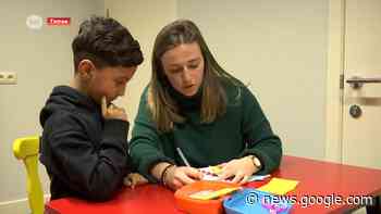 Boxing Club Temse helpt jonge leden ook met huiswerk voor school - TV Oost