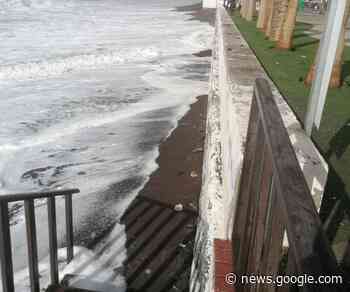 El temporal de poniente se come las playas de la Costa Tropical | El ... - El Faro - El Periódico de Motril y la Costa Tropical