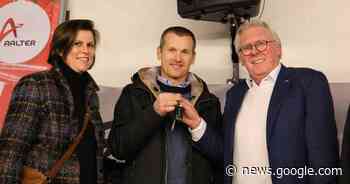 Hoofdprijs 'Win uw wagen' gaat naar voetbaltrainer uit Knesselare - Het Laatste Nieuws