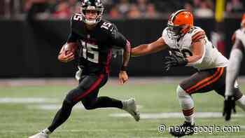 Vikings sign Curtis Weaver to futures deal, Falcons sign Kyle Hinton - Vikings Wire