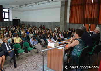 Maurizio Bettini apre le iniziative peri cento anni del liceo Crespi di ... - MalpensaNews.it