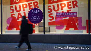 Nach mauem Weihnachtsgeschäft locken Einzelhändler mit Rabatten