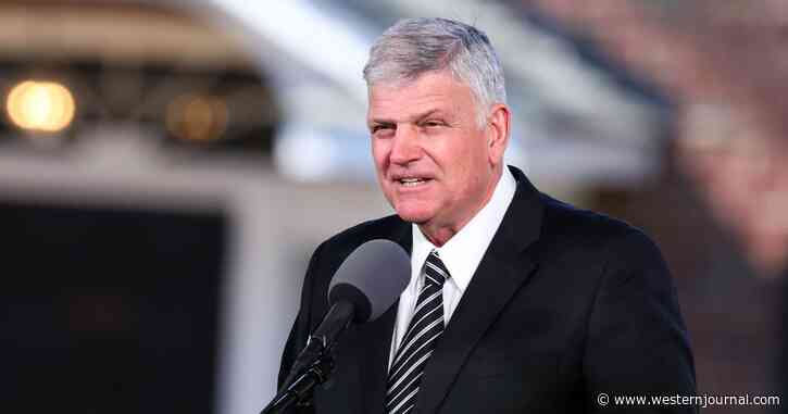 Franklin Graham Melts Internet with Who He Brought to 'Spicer & Co.' Set Ahead of March for Life