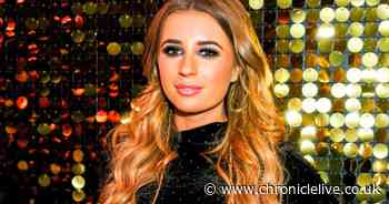 Love Island star Dani Dyer announces she's expecting twins with Jarrod Bowen