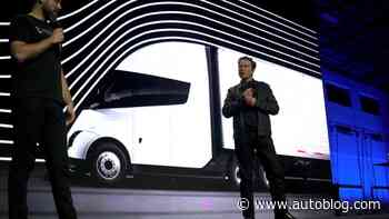 Another Tesla Semi was spotted apparently broken down on the side of the road