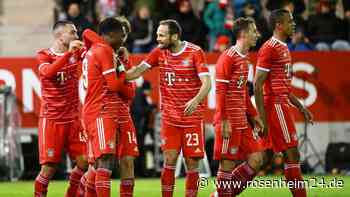 FC Bayern freut sich über nächsten Titel - zuhause auf dem Sofa