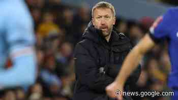 Chris Sutton: Ex-Chelsea striker says club are in 'complete disarray' over transfers - BBC