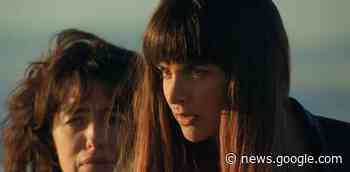 Júlia perde o controlo e dá valente chapada a Carmo: "Você é uma ... - sic.pt