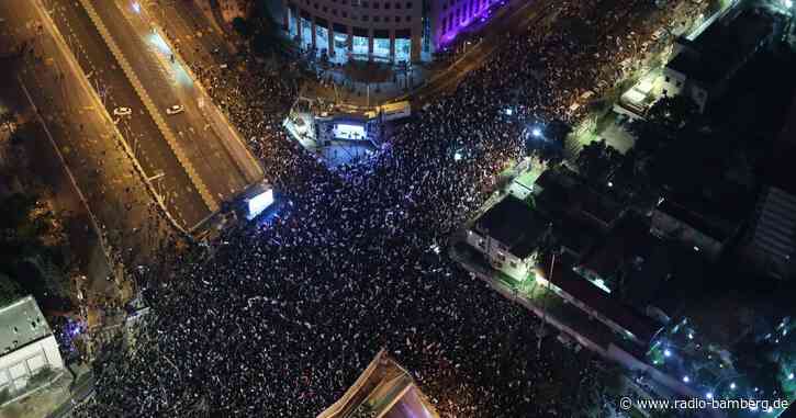 Israel: Hunderttausend Menschen protestieren gegen Regierung