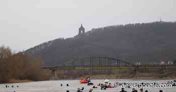 Bunte Kostüme und wärmende Neoprenanzüge: So verlief das 48 ... - Mindener Tageblatt