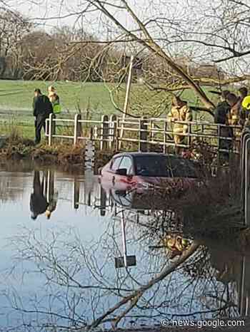 Woman trapped in water in car in Little Baddow Chelmsford - Halstead Gazette