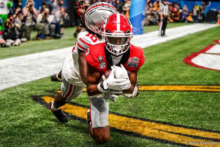 Longhorns get another transfer target in Georgia wide receiver Adonai Mitchell