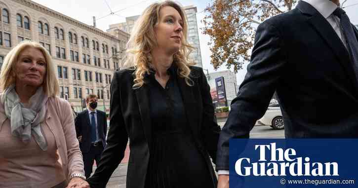 Elizabeth Holmes tried to ‘flee’ US with one-way Mexico ticket, prosecutors say