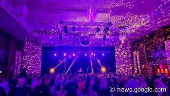 Parchim feierte endlich wieder Weihnachtsparty in der Stadthalle - svz – Schweriner Volkszeitung