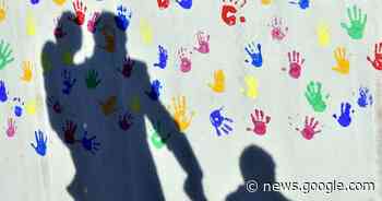 Dormagen: Bindungstraining für Alleinerziehende im „Farbenplanet“ - Rheinische Post