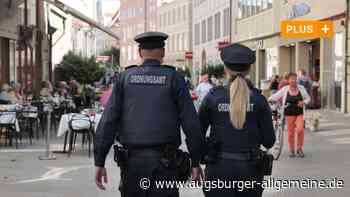 Autofahrer fährt Ordnungsamt-Mitarbeiter um und verletzt ihn schwer