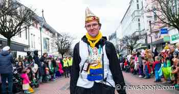 Hilden: Interview mit dem Zugleiter zum Rosenmontagszug 2023 - Rheinische Post