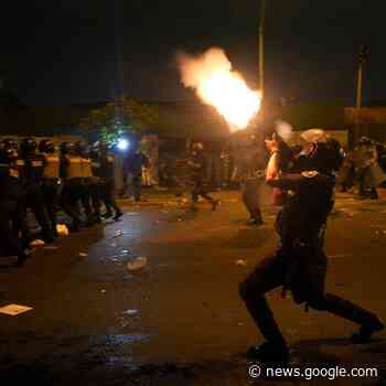 Peru: Demonstranten fordern Rücktritt von Präsidentin - radioeuskirchen.de