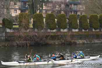 Rain, rain won't keep the paddlers away - Comox Valley Record - Comox Valley Record
