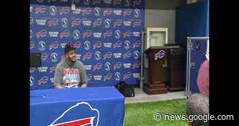 Dion Dawkins presented with Kent Hull Stand Up Guy award - Buffalo News