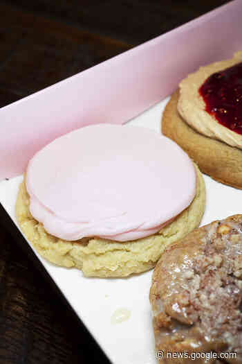 Crumbl Cookies Concord California - Foodgressing