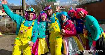 Kostümparty und Karnevalszug in Issum - Rheinische Post