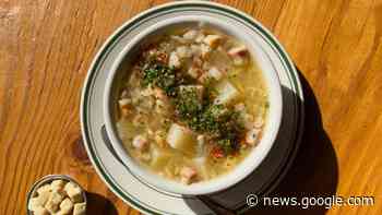 Light and pure: Rhode Island clear chowder is simplest to make - KCRW