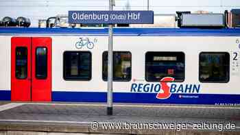 Verspätete Einfahrt - Warten auf das 49-Euro-Ticket