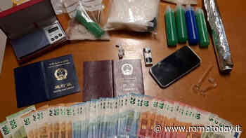 Con la polizia alla porta getta lo shaboo dalla finestra, in manette coniugi spacciatori