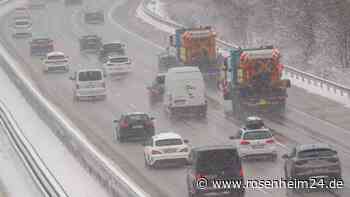 Wintereinbruch sorgt für Hunderte Unfälle in Bayern - vier Menschen tot