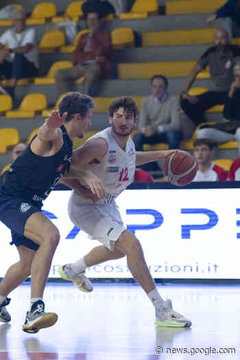 Il Bcl esce sconfitto da Cecina 98 a 71 - La Gazzetta di Lucca