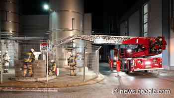 Feuerwehren üben in Barmstedt auf dem Meierei-Gelände - shz.de