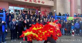 ‘I think she’s doing a great job’: UCP MLAs show support for Premier Smith after emergency caucus meeting