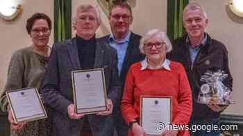 Albert Bohne ist neuer Ehrenvorsitzender des Reit- und Fahrvereins ... - OM Online