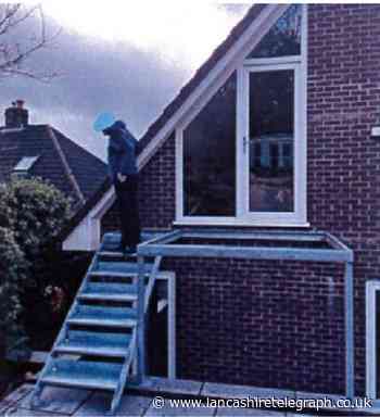 Darwen householder gets his extension despite neighbour dispute