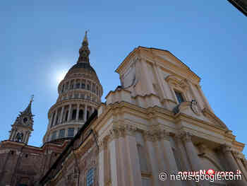 Trenta sindaci in vetta alla cupola di 100 metri a Novara - NewsNovara.it