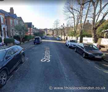 Two arrests after police find drugs in car in Crouch End