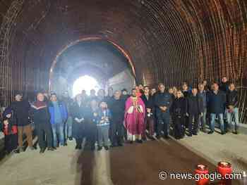 Solofra, nella galleria del monte Pergola la messa in onore di Santa ... - Irpinia TV
