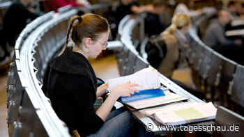 Weniger Studienanfänger in naturwissenschaftlichen Fächern