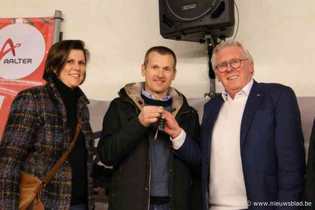 Trainer Jurgen Van der Hoogerstraete wint ‘Win uw Wagen’